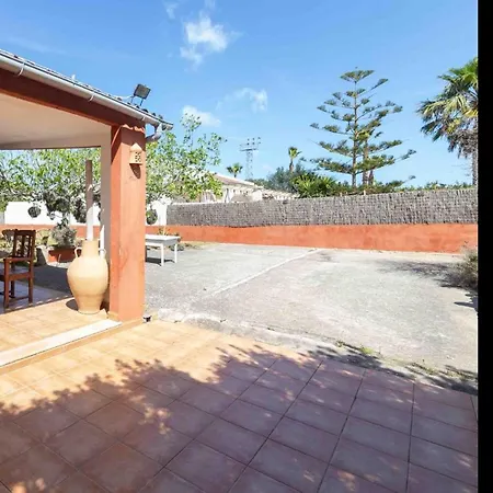 Holiday home Calafat