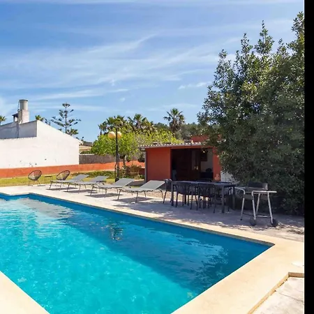 Calafat Holiday home *